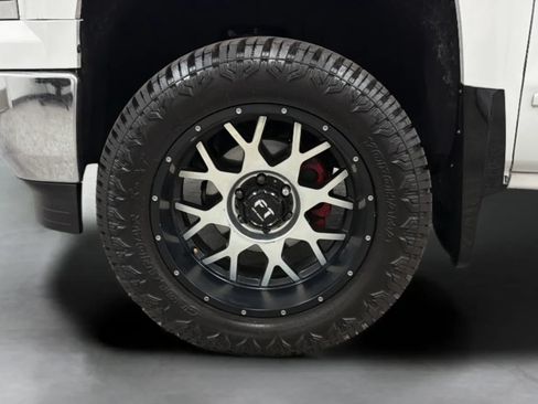 Used 2015 Chevrolet Silverado 1500 LT w/ LT Convenience Package RWD image 28