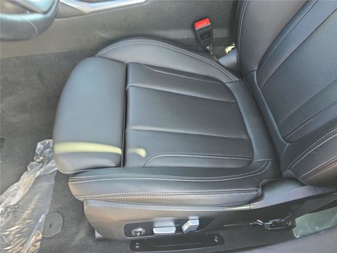 Certified 2024 BMW 330i 330i w/ Premium Package image 14