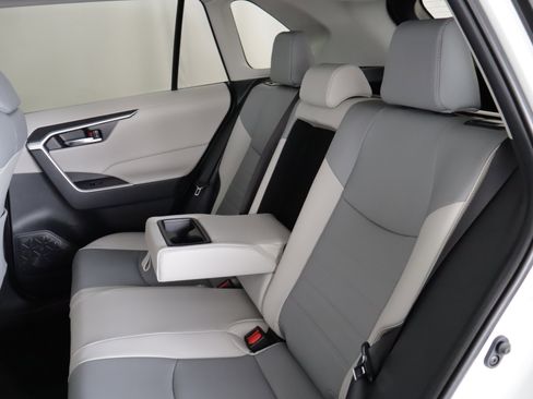 Used 2025 Toyota RAV4 XLE Premium w/ Weather Package image 9