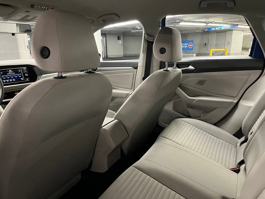 Used 2022 Volkswagen Jetta S FWD image 21