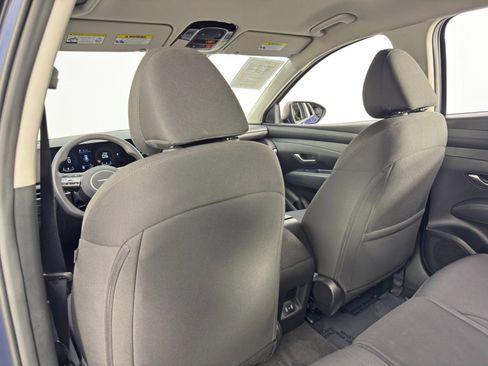 Used 2025 Hyundai Tucson SE image 33