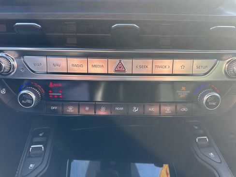 Used 2023 Kia Telluride SX Prestige X-Line image 5