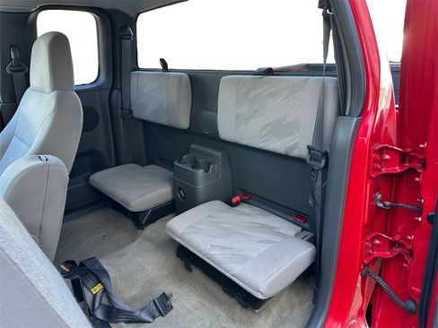 Used 2004 Chevrolet Colorado LS w/ Power Convenience Package image 16