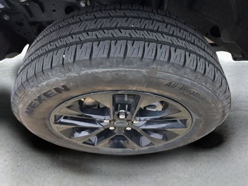 Used 2025 Jeep Wrangler Sahara w/ Safety Group image 35