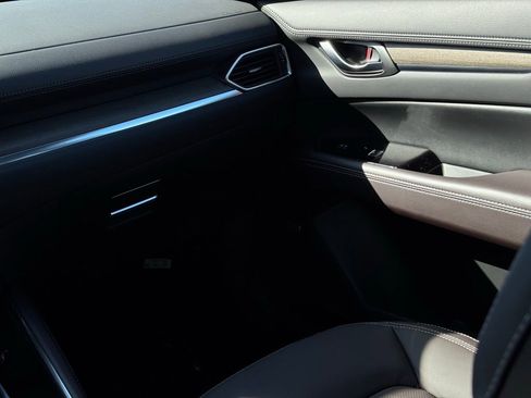 Used 2025 MAZDA CX-5 Signature image 37