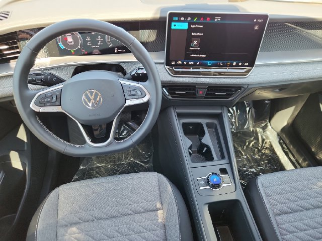 New 2026 Volkswagen Tiguan S AWD/4WD image 9