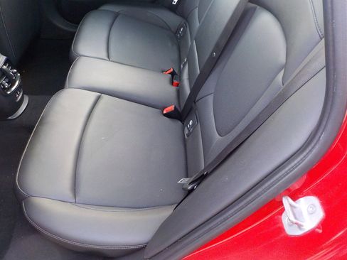 Used 2019 MINI Cooper Clubman w/ Storage Package image 22