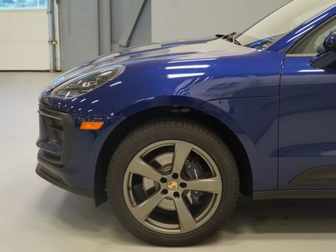 Certified 2026 Porsche Macan AWD/4WD image 16