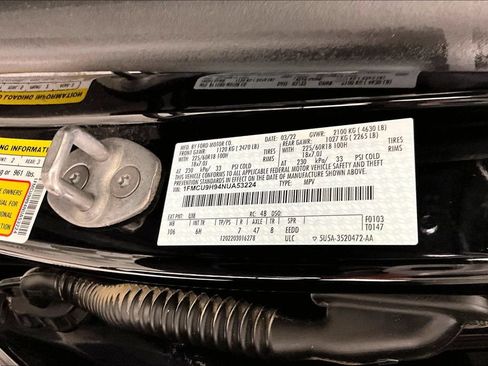 Used 2022 Ford Escape SEL w/ Technology Package AWD/4WD image 17
