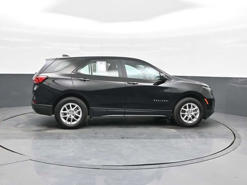 Used 2024 Chevrolet Equinox LS w/ Driver Confidence II Package image 9
