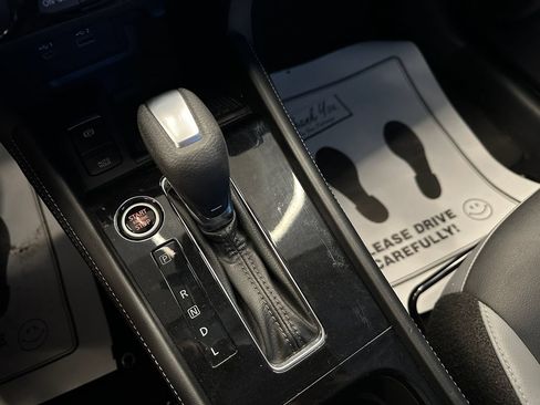 Used 2024 Nissan Kicks SR w/ SR Premium Package FWD image 15
