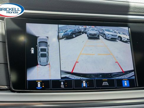 Used 2024 Buick Enclave Essence w/ Technology Package FWD image 35
