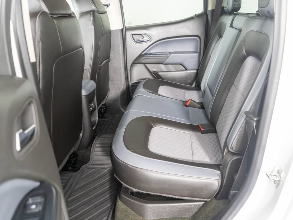 Used 2015 Chevrolet Colorado Z71 AWD/4WD image 11
