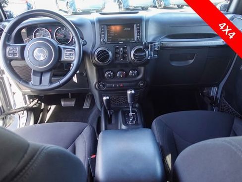 Used 2017 Jeep Wrangler Unlimited Sport w/ Quick Order Package 24S AWD/4WD image 4