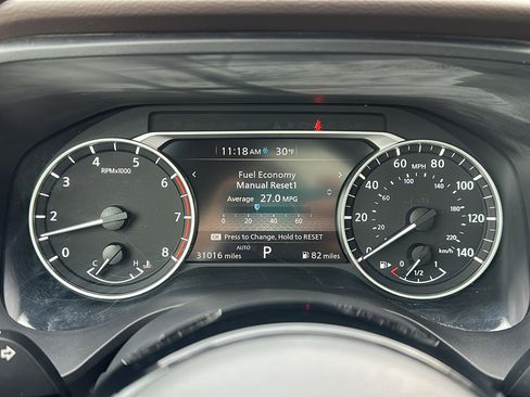 Used 2023 Nissan Rogue SV w/ SV Premium B Package image 17