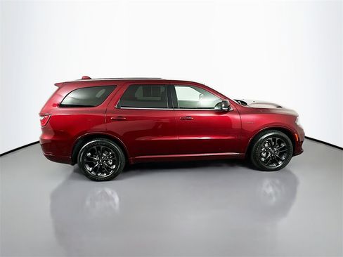 Used 2022 Dodge Durango R/T w/ Blacktop Package image 8
