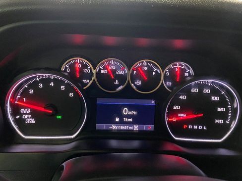 Used 2022 Chevrolet Silverado 1500 LT AWD/4WD image 22