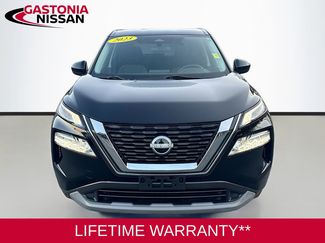 Used 2023 Nissan Rogue SV video 2