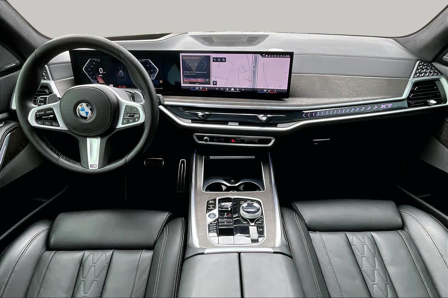 Used 2025 BMW X7 xDrive40i w/ M Sport Package AWD/4WD image 14
