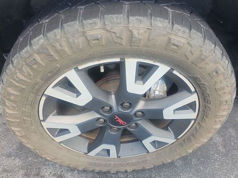 Used 2025 Toyota 4Runner TRD Sport AWD/4WD image 14