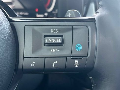 Used 2025 Nissan Pathfinder Platinum w/ Cargo Package AWD/4WD image 32