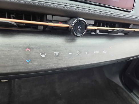 Used 2024 Nissan Ariya AWD image 17
