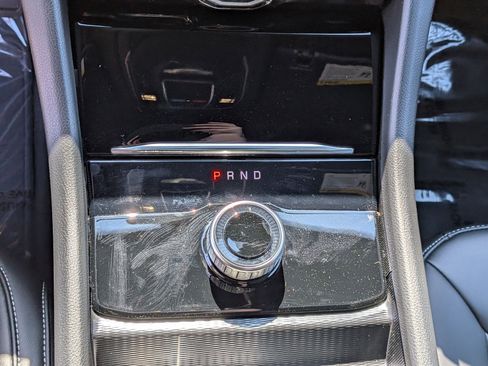 New 2026 Jeep Grand Cherokee Limited RWD image 21