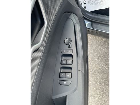 Used 2025 Kia Sportage LX AWD/4WD image 12