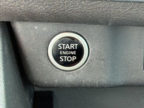 Used 2023 Nissan Rogue SV w/ SV Premium B Package FWD image 17