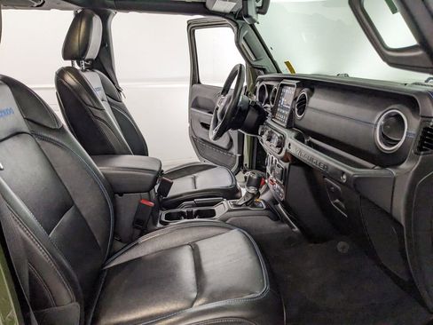 Used 2023 Jeep Wrangler Unlimited Rubicon 4xe w/ Steel Bumper Group AWD/4WD image 23