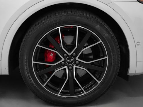 Used 2021 Audi SQ5 Prestige image 15