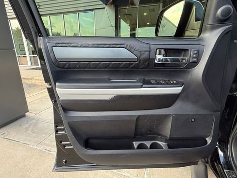 Used 2019 Toyota Tundra Platinum AWD/4WD image 12
