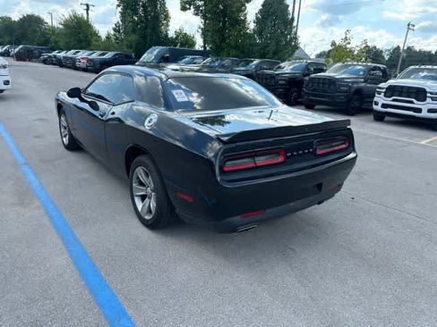 Certified 2019 Dodge Challenger SXT RWD image 18