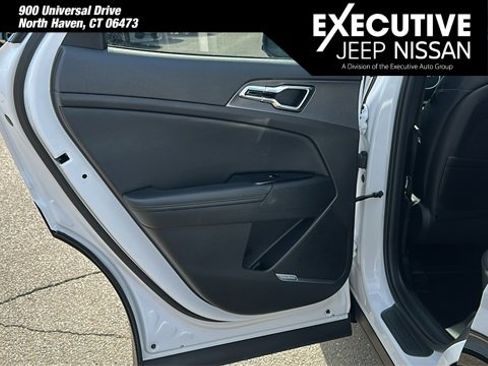 Used 2023 Kia Sportage SX image 24