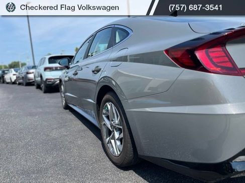 Used 2023 Hyundai Sonata SEL w/ Convenience Package FWD image 8