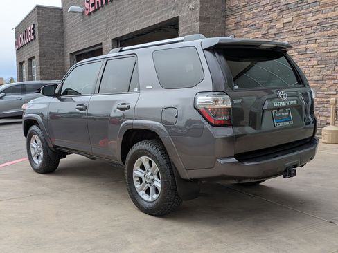 Used 2021 Toyota 4Runner SR5 Premium w/ Moonroof Package AWD/4WD image 3