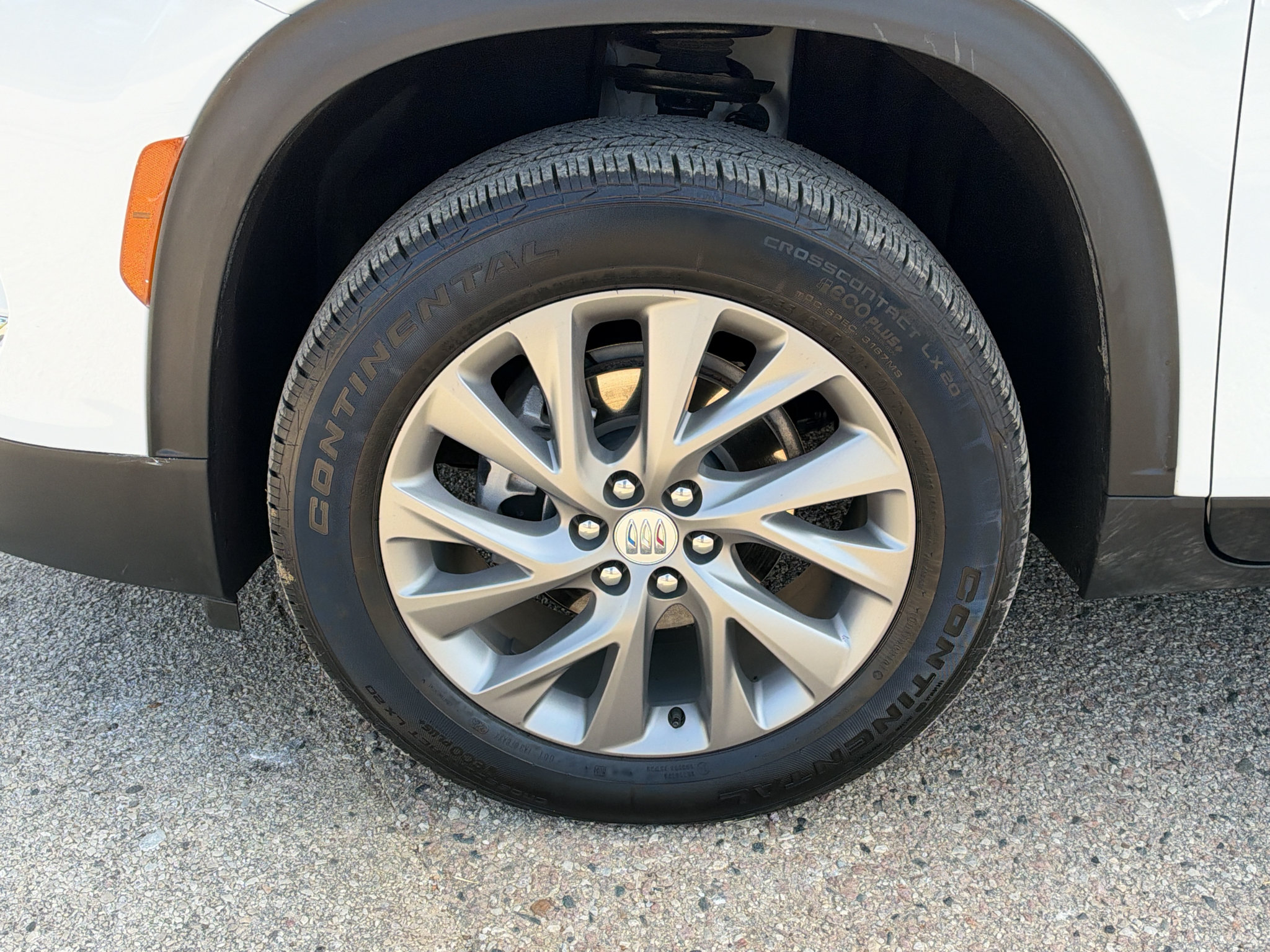 Used 2026 Buick Enclave Preferred FWD image 3