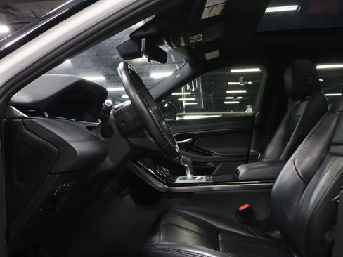 Used 2020 Land Rover Range Rover Evoque S image 11