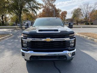 Used 2024 Chevrolet Silverado 2500 LT w/ Convenience Package video 2