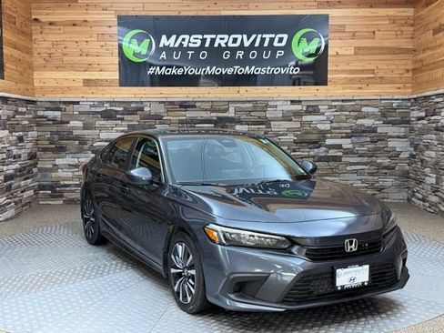 Used 2024 Honda Civic EX image 2