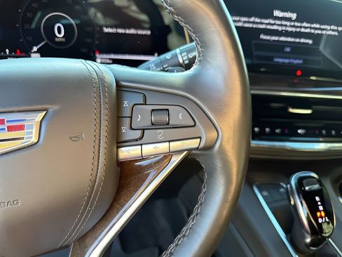 Used 2022 Cadillac Escalade ESV Sport Platinum w/ LPO, ONYX Package image 31