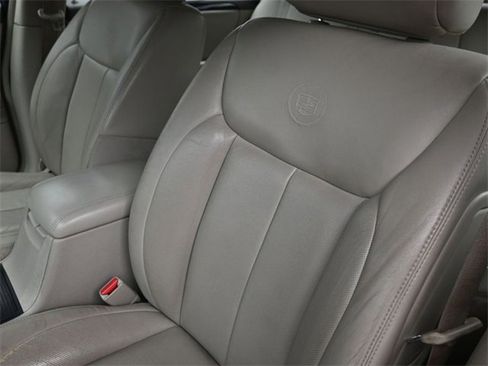 Used 2008 Cadillac DTS w/ Sun And Sound Package image 17