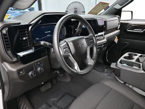 Used 2023 Chevrolet Silverado 1500 RST image 10