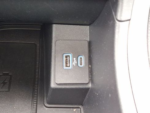 Used 2021 Ford Edge SEL w/ Convenience Package image 27