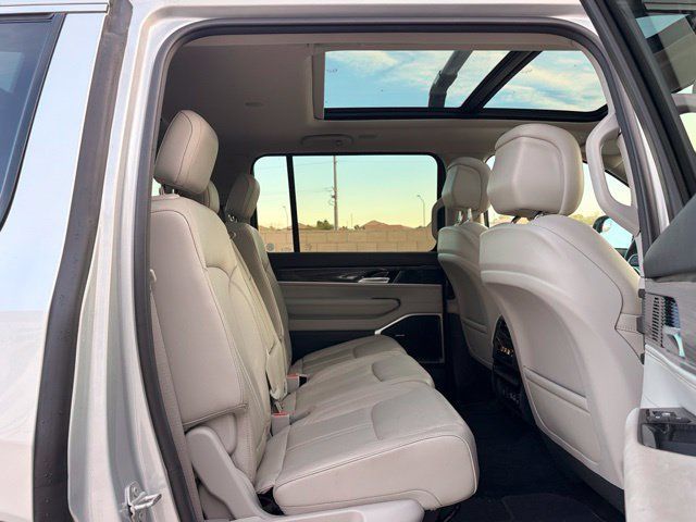 Used 2022 Jeep Wagoneer Series II w/ Premium Group I RWD image 14