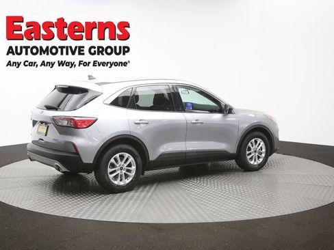 Used 2022 Ford Escape SE FWD image 43