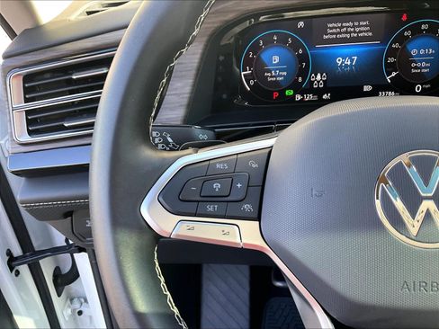 Certified 2024 Volkswagen Atlas SEL AWD/4WD image 18