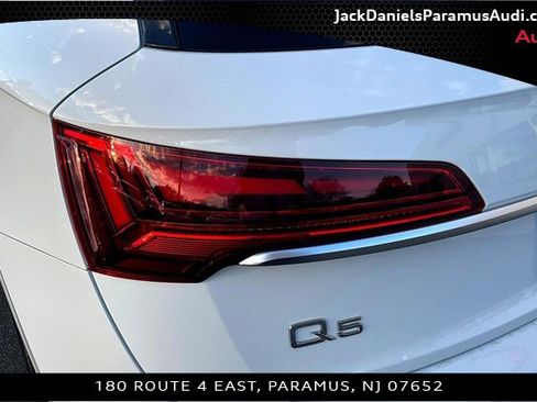 Used 2023 Audi Q5 2.0T Premium Plus w/ Premium Plus Package image 29