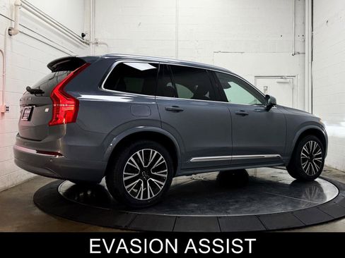 Used 2023 Volvo XC90 T8 Core w/ Climate Package image 9