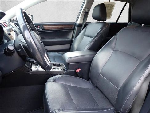 Used 2015 Subaru Outback 2.5i Limited AWD/4WD image 13